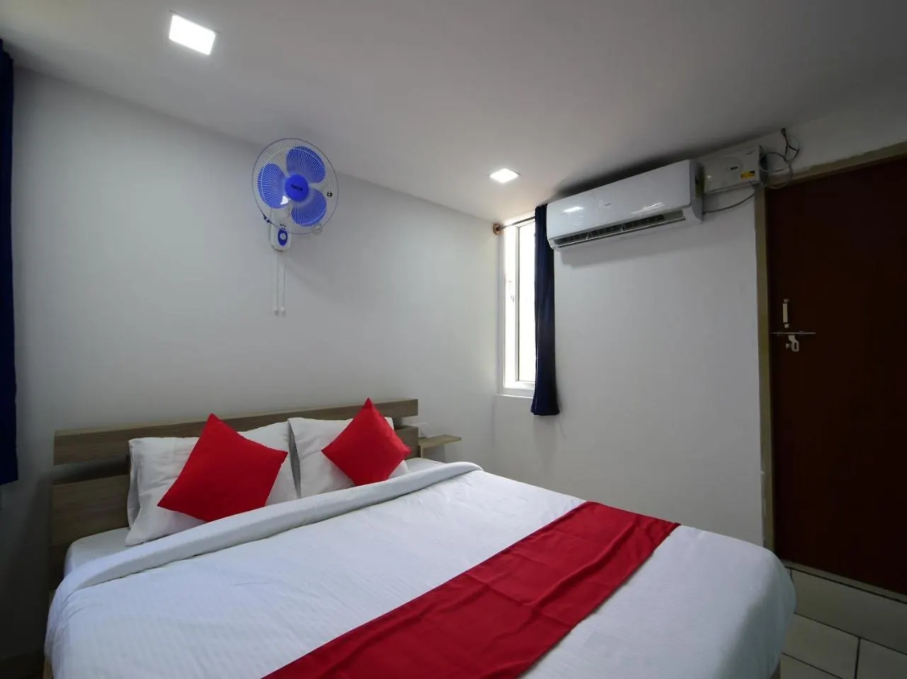 Oyo 18487 V Wella Inn Mysore India