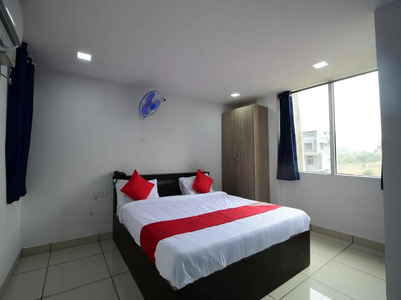 Oyo 18487 V Wella Inn Mysore