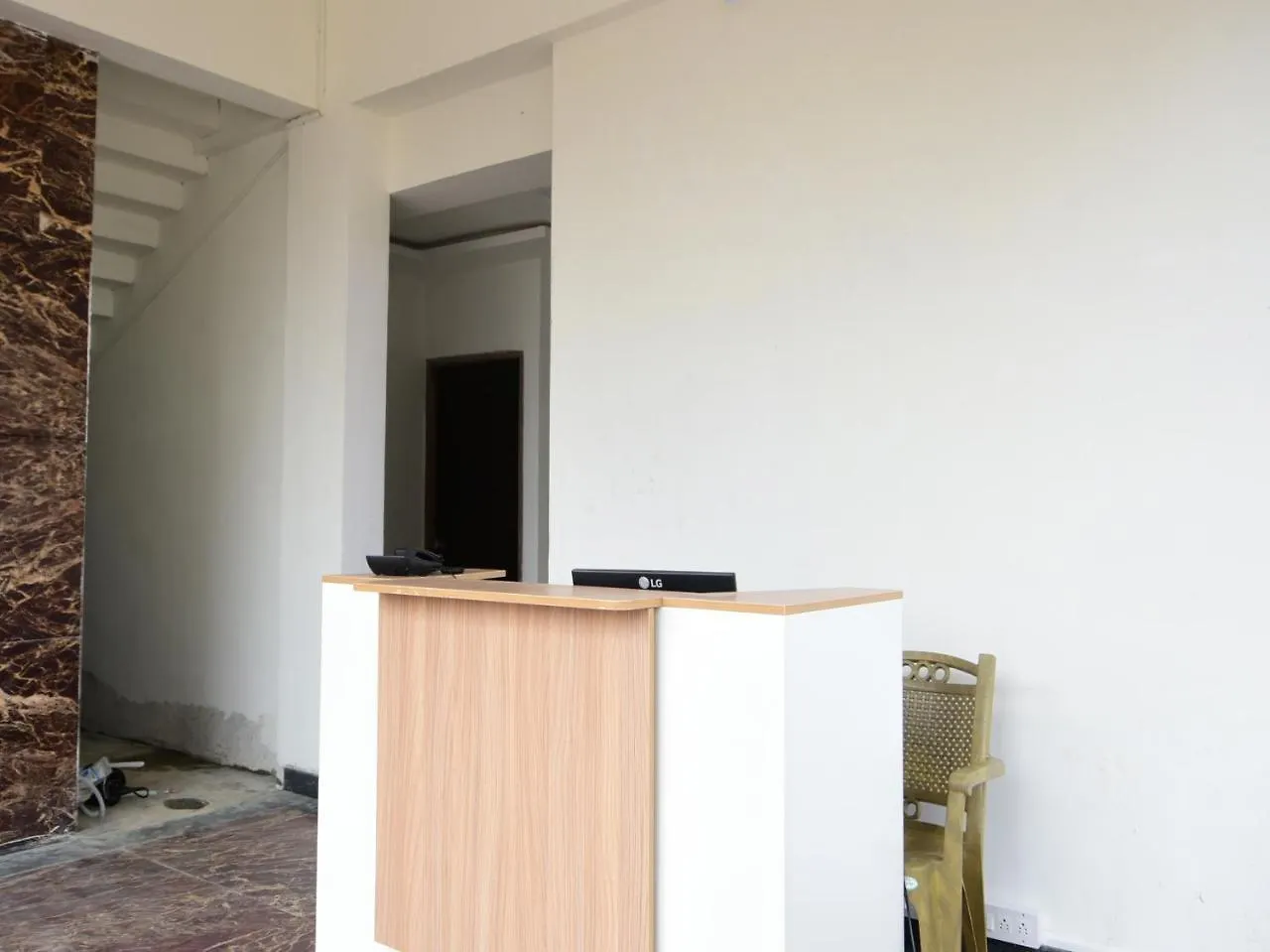 Oyo 18487 V Wella Inn Mysore 3*,  India