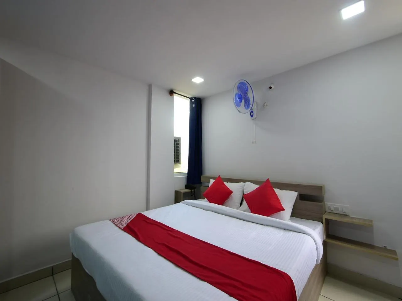 Oyo 18487 V Wella Inn Mysore