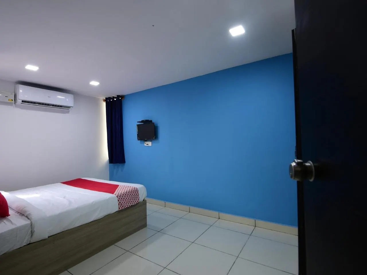 Oyo 18487 V Wella Inn Mysore 3*,